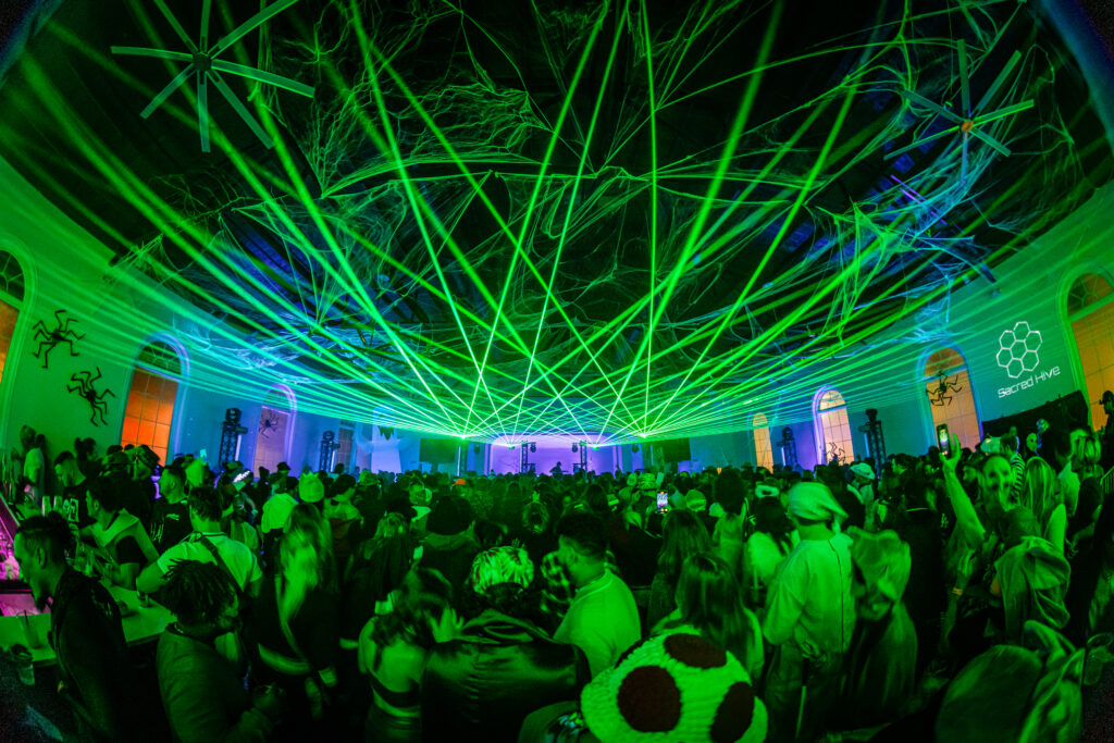 Dubaween costume crowd